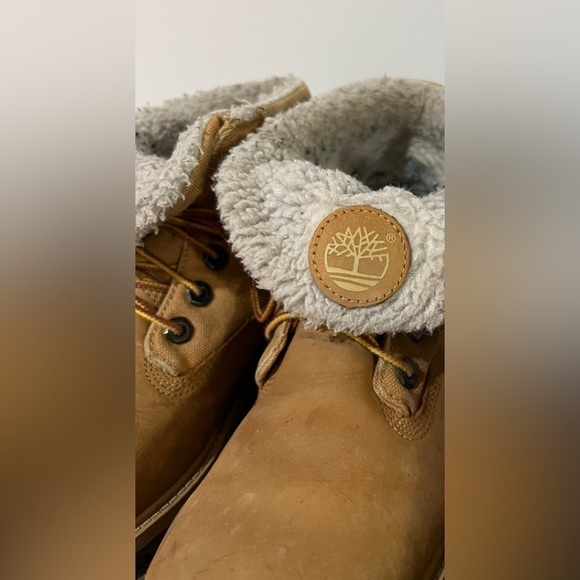 TIMBERLANDS Winter Boots Youth Size 5.5, Gently Used - Picture 6 of 8